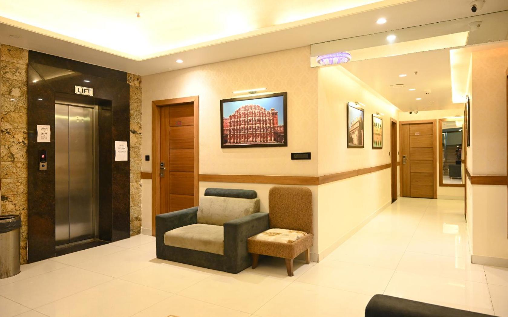 Hotel Rr 62-Jaipur City Centre Hotel Exterior photo