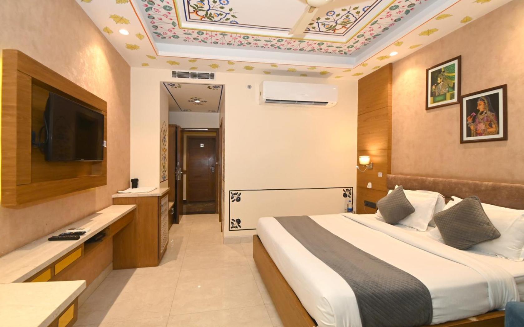 Hotel Rr 62-Jaipur City Centre Hotel Exterior photo