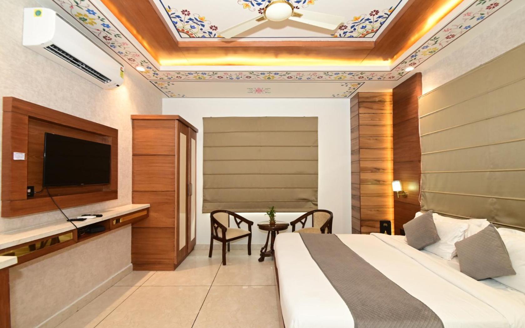 Hotel Rr 62-Jaipur City Centre Hotel Exterior photo